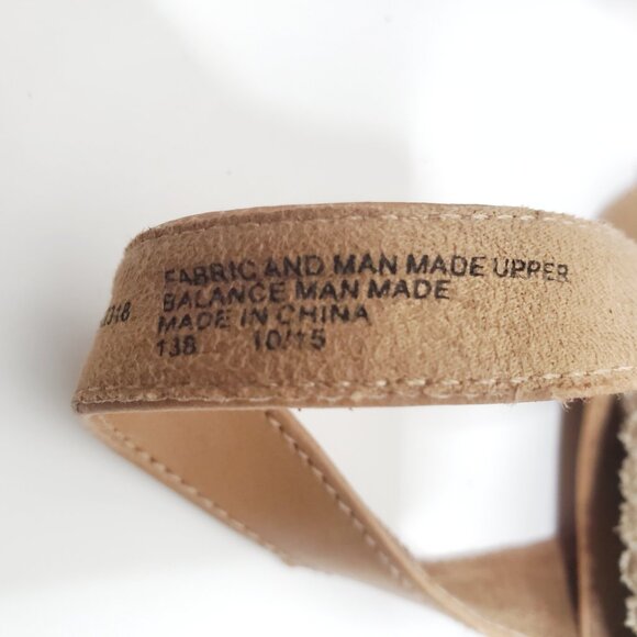 White Mountain Espadrille Sandals with Beads Decor - Picture 12 of 13